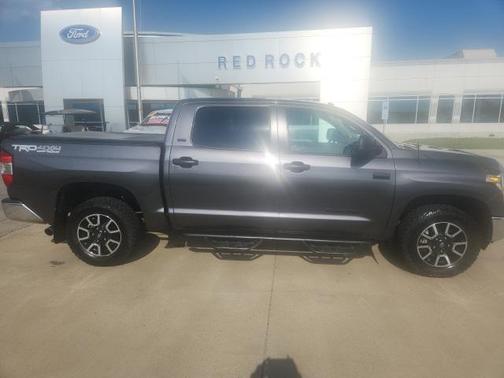 2019 Toyota Tundra SR5