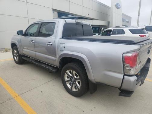 2017 Toyota Tacoma Limited