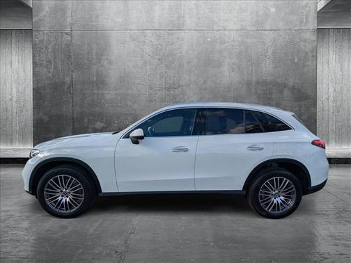 2025 Mercedes-Benz GLC 300 Base