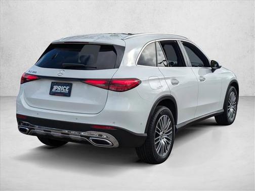 2025 Mercedes-Benz GLC 300 Base
