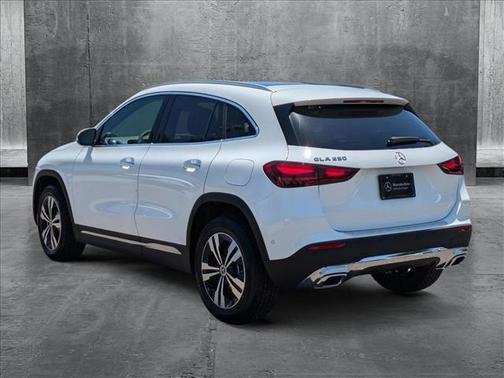 2025 Mercedes-Benz GLA 250 Base