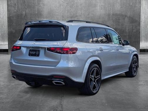 2025 Mercedes-Benz GLS 450 4MATIC