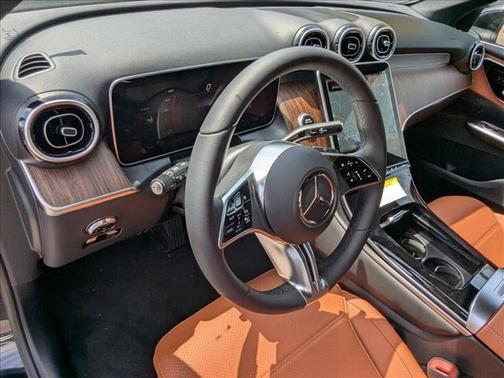 2025 Mercedes-Benz GLC 350e Base