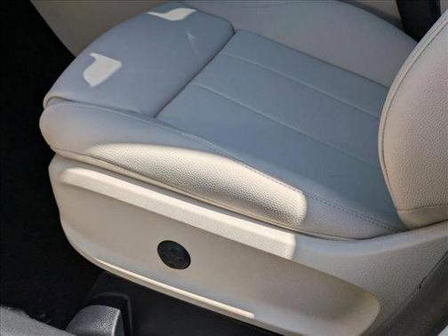 2025 Mercedes-Benz GLA 250 Base