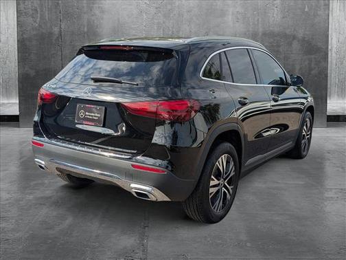 2025 Mercedes-Benz GLA 250 Base