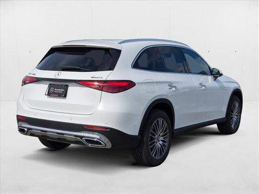 2025 Mercedes-Benz GLC 300 4MATIC