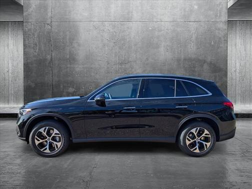 2025 Mercedes-Benz GLC 350e Base