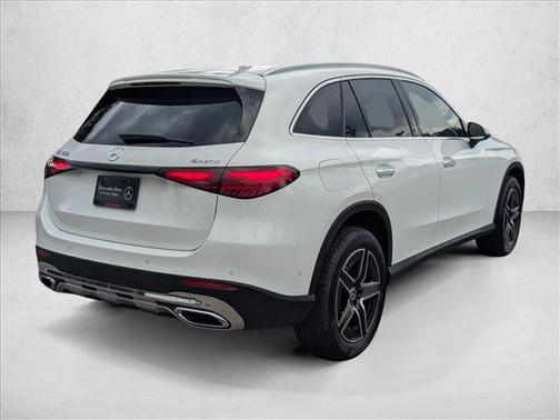 2026 Mercedes-Benz GLC 300 4MATIC
