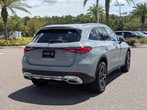 2026 Mercedes-Benz GLC 300 4MATIC