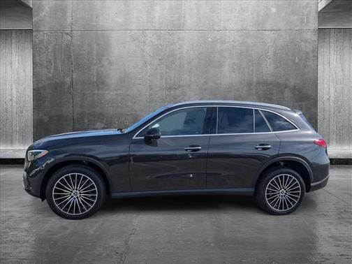 2025 Mercedes-Benz GLC 300 Base