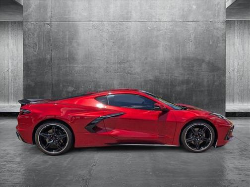 2022 Chevrolet Corvette Stingray w/2LT