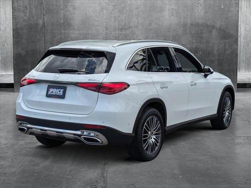 2025 Mercedes-Benz GLC 300 4MATIC