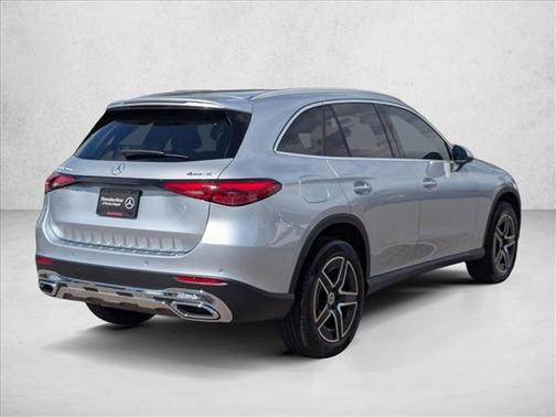 2026 Mercedes-Benz GLC 300 4MATIC