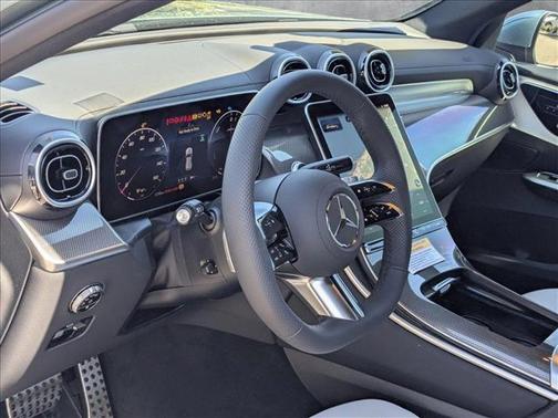 2025 Mercedes-Benz GLC 350e Base