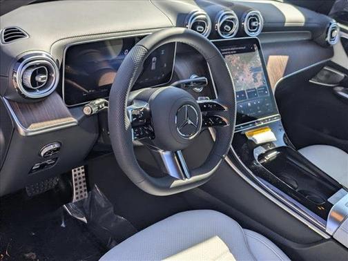 2026 Mercedes-Benz GLC 300 Base