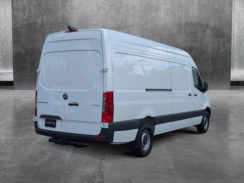 2025 Mercedes-Benz Sprinter 2500 High Roof