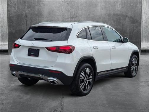 2025 Mercedes-Benz GLA 250 Base