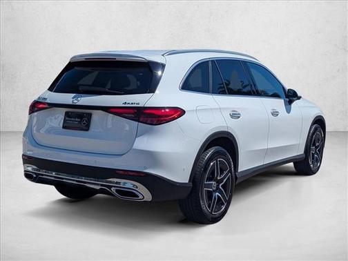 2026 Mercedes-Benz GLC 300 4MATIC