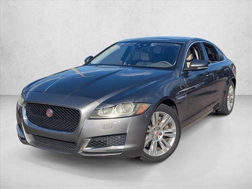 2017 Jaguar XF 35t Premium