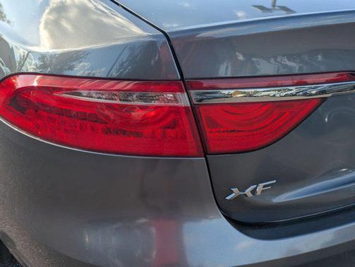 2017 Jaguar XF 35t Premium