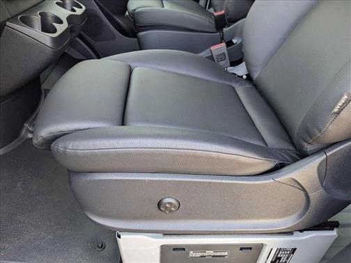 2025 Mercedes-Benz Sprinter 2500 Standard Roof
