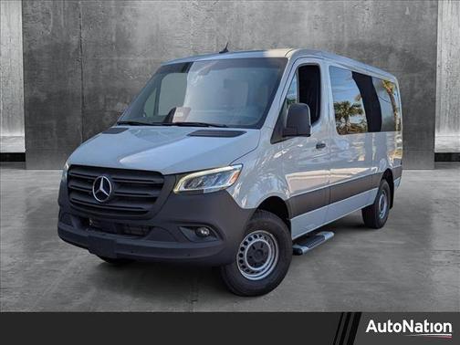 2025 Mercedes-Benz Sprinter 2500 Standard Roof