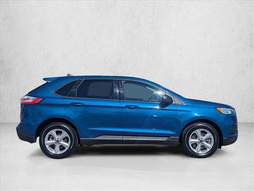 2021 Ford Edge SE