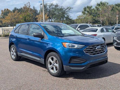 2021 Ford Edge SE
