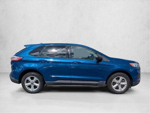2021 Ford Edge SE