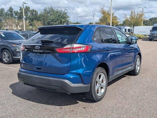 2021 Ford Edge SE