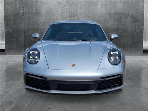 2021 Porsche 911 Carrera