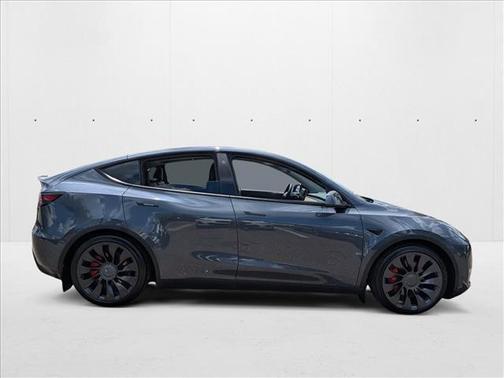 2022 Tesla Model Y Performance Dual Motor All-Wheel Drive