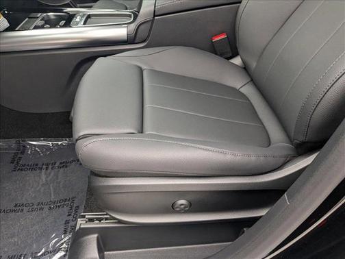 2025 Mercedes-Benz GLA 250 Base