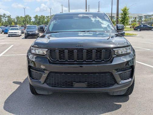 2024 Jeep Grand Cherokee Altitude