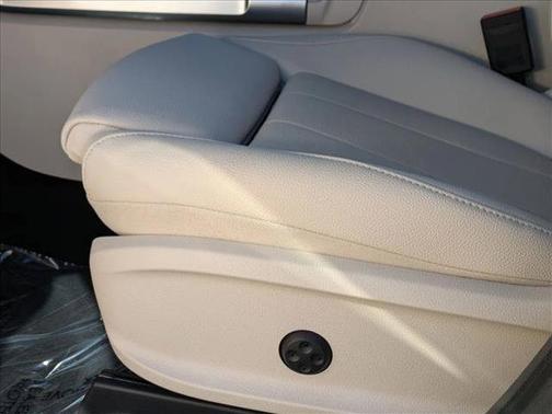 2026 Mercedes-Benz GLB 250 Base