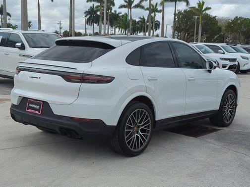2021 Porsche Cayenne S