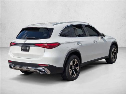 2026 Mercedes-Benz GLC 350e Base