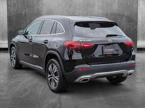 2025 Mercedes-Benz GLA 250 Base