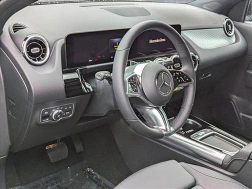 2025 Mercedes-Benz GLA 250 Base