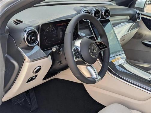 2025 Mercedes-Benz GLC 350e Base