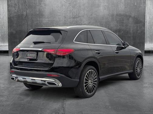 2025 Mercedes-Benz GLC 300 Base