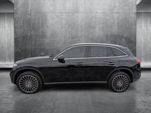 2025 Mercedes-Benz GLC 300 Base