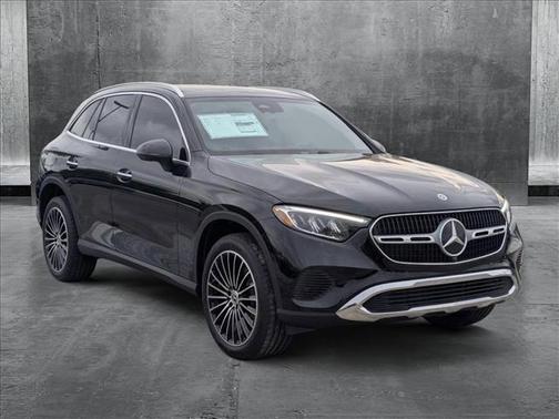 2025 Mercedes-Benz GLC 300 Base