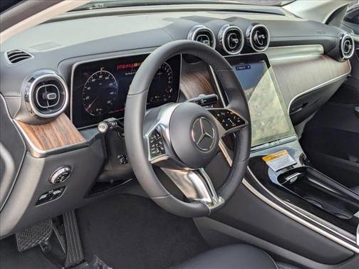 2025 Mercedes-Benz GLC 350e Base
