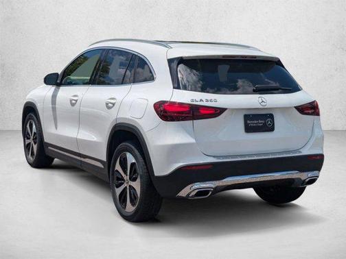 Polar White 2026 Mercedes-Benz GLA 250 4MATIC