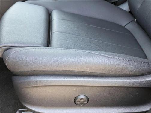 2025 Mercedes-Benz GLA 250 Base