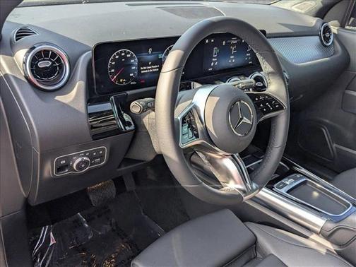 2025 Mercedes-Benz GLA 250 Base