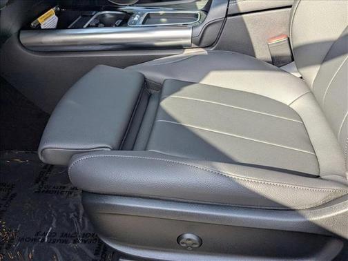 2025 Mercedes-Benz GLA 250 Base