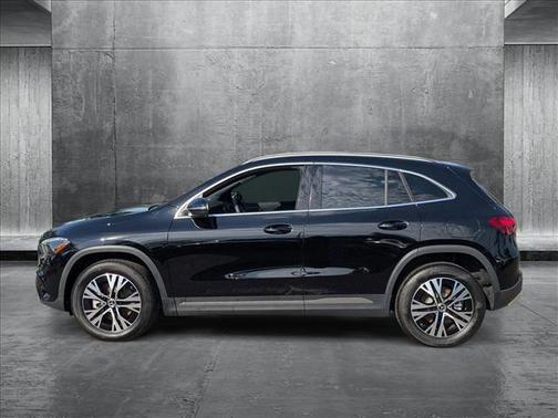 2025 Mercedes-Benz GLA 250 Base