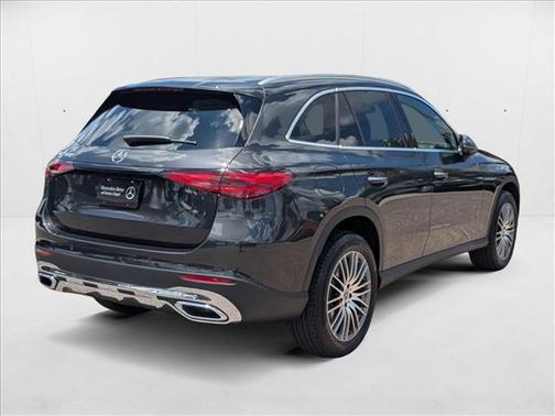 2026 Mercedes-Benz GLC 300 Base